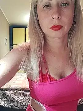 SelinaLovqx from StripChat is Freechat