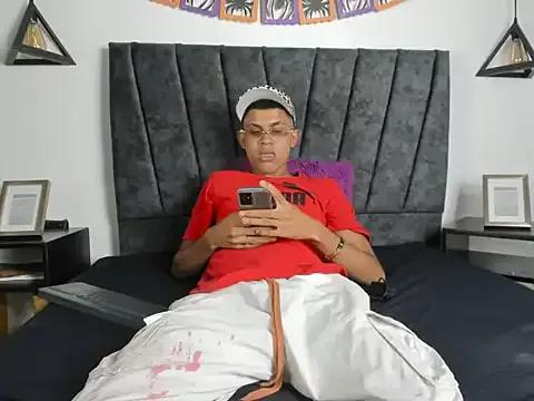 sexy_latin_cum from StripChat is Freechat