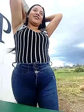 Sexy_Nayra_outdoors from StripChat is Freechat