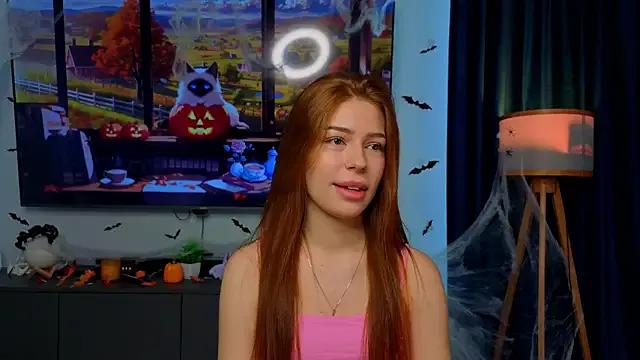 SexyEsma from StripChat is Freechat