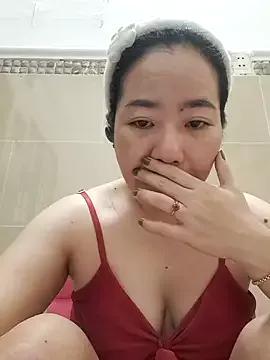 sexyhoahoa from StripChat is Freechat