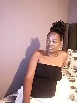 sexylira from StripChat is Freechat