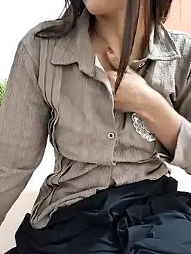 Shalu_G from StripChat
