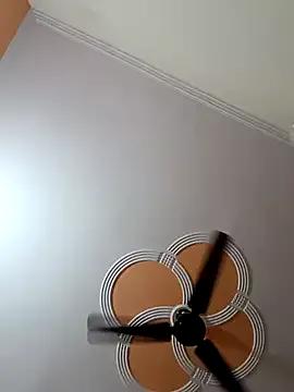 Shalu_G from StripChat
