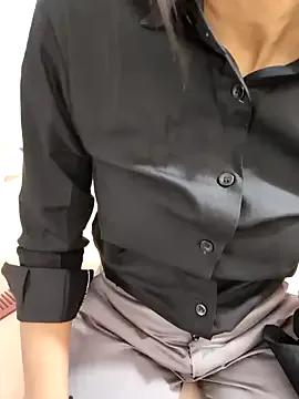 Shalu_G from StripChat