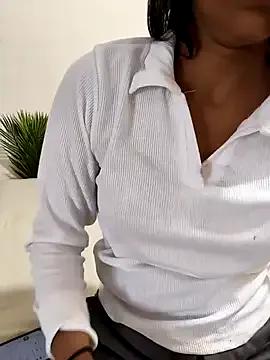 Shalu_G from StripChat