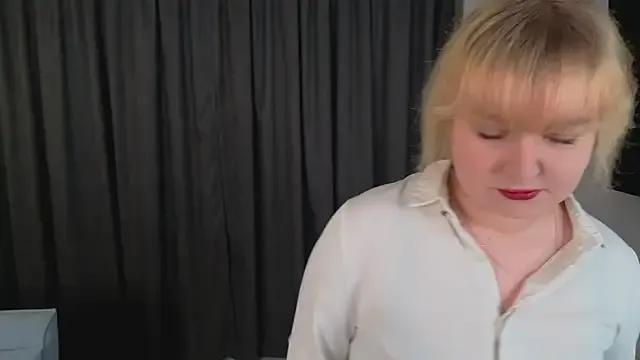 Sharon_Riley_ from StripChat is Freechat