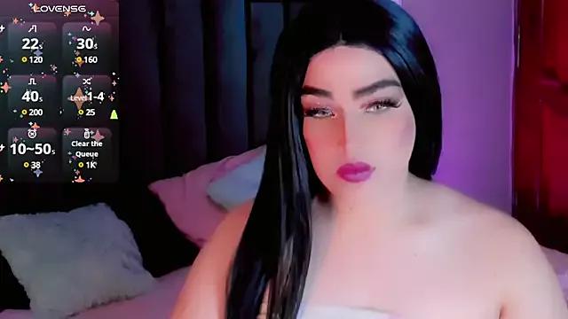 Shayra_QueenSX from StripChat is Freechat