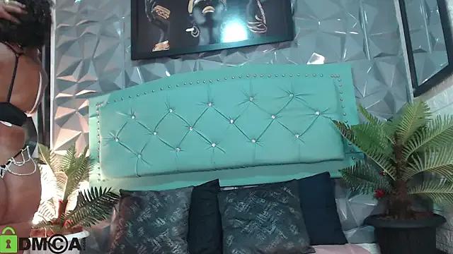 sheyla__ebony from StripChat is Freechat