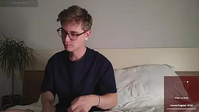 Shirizi from StripChat is Freechat