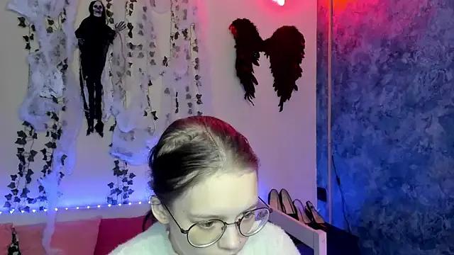 Checkout girls naked models with similar nickname. Cute sexy Free Models.