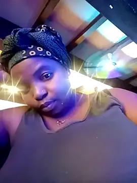 ShySexyBaddiexx from StripChat is Freechat