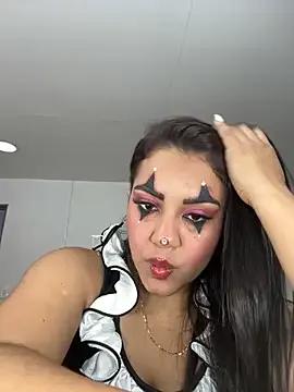 SienaWild from StripChat is Freechat