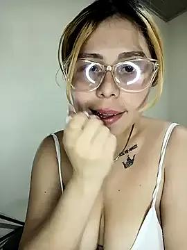 SiennaValera from StripChat is Freechat