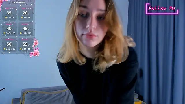 SilviaCrust from StripChat is Freechat