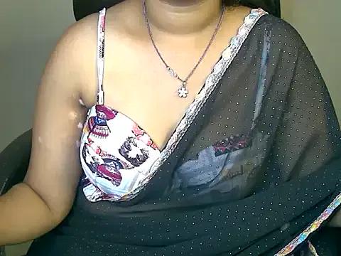 Skybelly1 from StripChat is Freechat