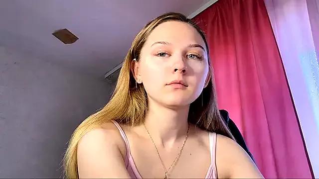 Smoke_mama from StripChat is Freechat