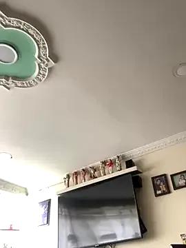 Sofi_torre from StripChat is Freechat