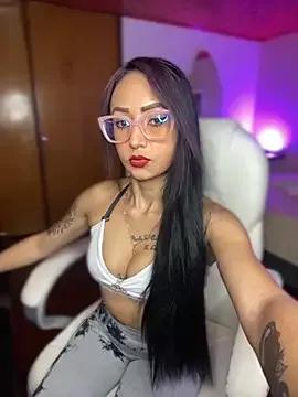 Sofiaa_pink from StripChat is Freechat