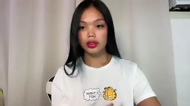 Somefun_molly from StripChat is Freechat