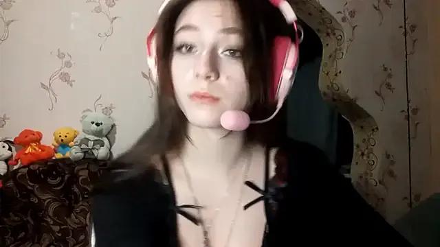Sophiecuttie from StripChat is Freechat