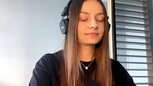 SoulHiperAgne_ from StripChat is Freechat