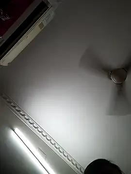 srimasrima from StripChat is Freechat