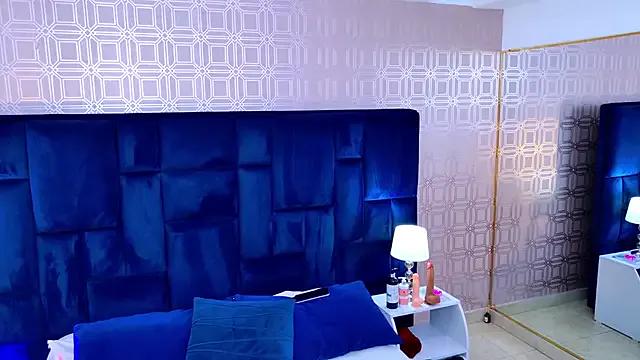 Stacy_London from StripChat is Freechat