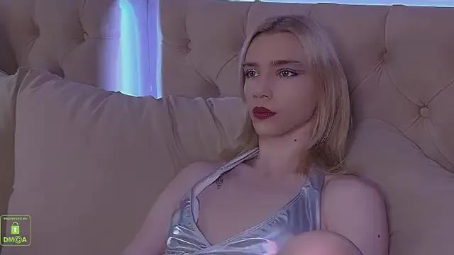 StacyBlackwood from StripChat is Freechat