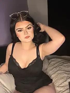 StarKatzz from StripChat is Freechat
