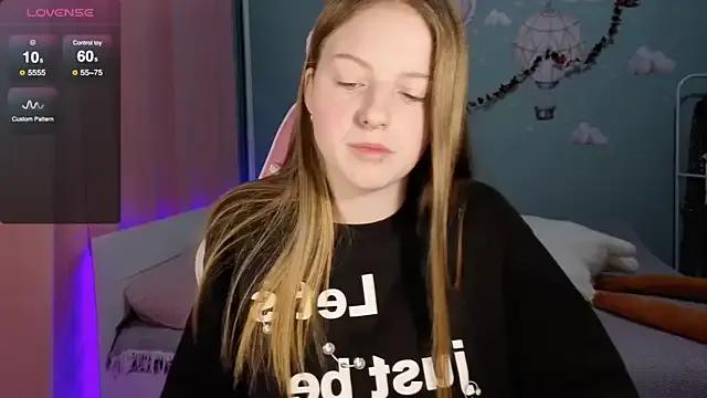 Checkout girls naked models with similar nickname. Cute sexy Free Models.