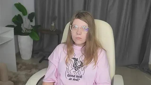 StepanieSchoeller from StripChat is Freechat