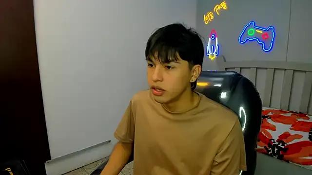 StiwenTwink from StripChat is Freechat