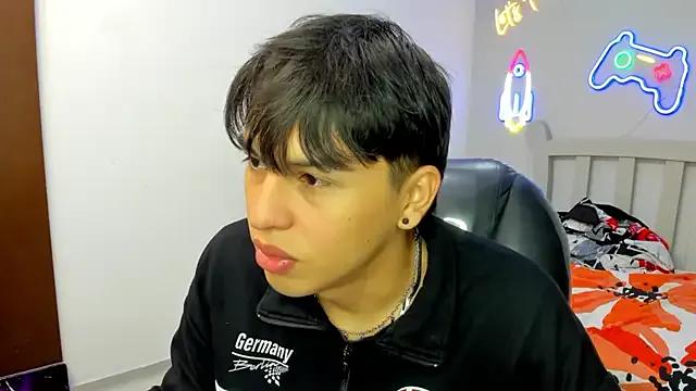 StiwenTwink from StripChat is Freechat