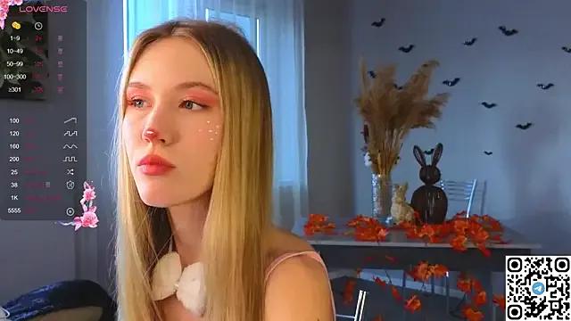 Checkout girls naked models with similar nickname. Cute sexy Free Models.