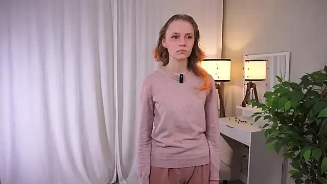 SueSasportas from StripChat