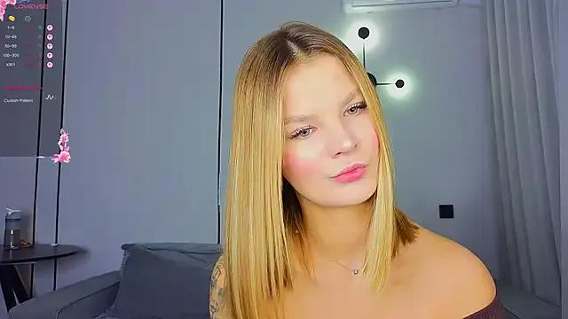 Checkout girls naked models with similar nickname. Cute sexy Free Models.