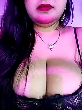 Suhanakhan04 from StripChat is Freechat