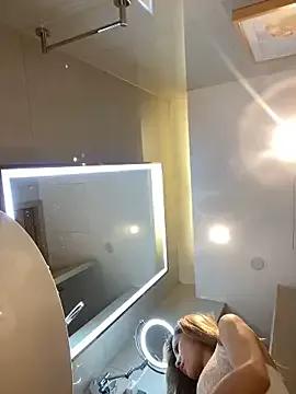 Sunflower-77 from StripChat is Freechat