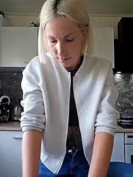 Sunny-Sin from StripChat is Freechat