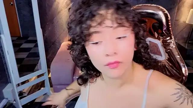 sunny2_b from StripChat is Freechat