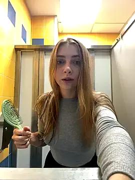 Sunny___Bunny from StripChat is Freechat