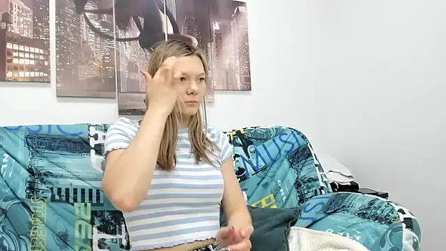 Sunny_Sammy from StripChat