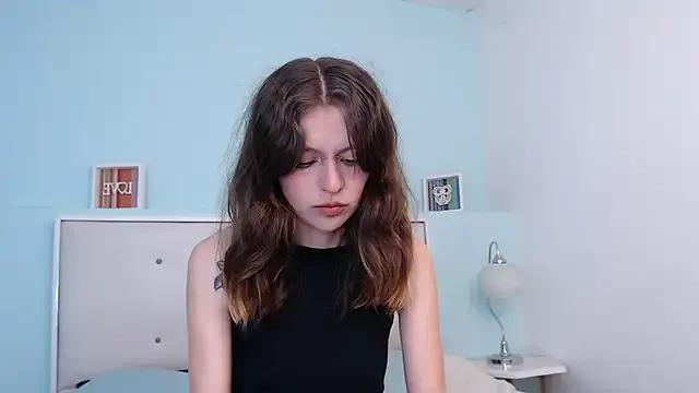 Sunshine_gh1 from StripChat