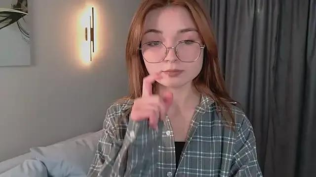 Susan_Gardner from StripChat