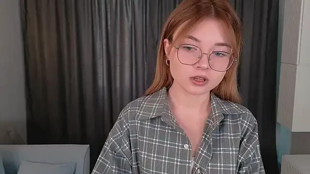 Susan_Gardner from StripChat