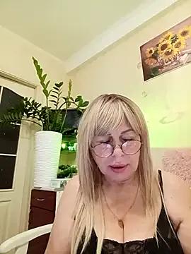 SusieNoreen from StripChat
