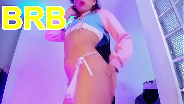 Sweet-SharoKitty from StripChat is Freechat