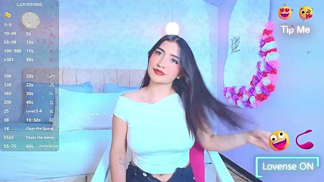 sweet_artemiis from StripChat is Freechat