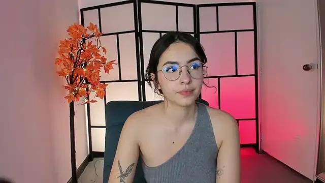 Checkout girls naked models with similar nickname. Cute sexy Free Models.